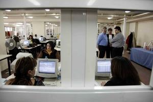 Δημόσιο: Έως και 12.000 προσλήψεις το 2016 – Σε ποιους τομείς θα γίνουν