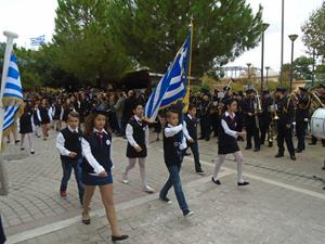 28η Οκτωβρίου – Μαθητές και σύλλογοι των Άνω Λιοσίων γιόρτασαν το «ΟΧΙ»