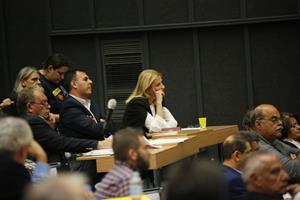 ΠΕΣΔΑ – Το χρονικό της ψηφοφορίας «αστραπή» για τα σκουπίδια
