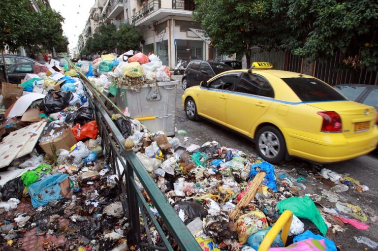 Παρέμβαση του Εισαγγελέα για τα σκουπίδια στην Αθήνα
