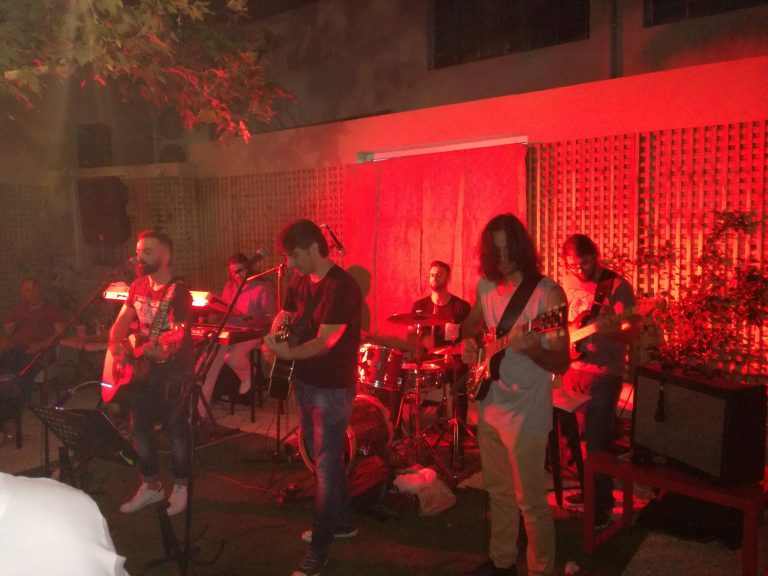 Εντυπωσιακή μουσική βραδιά στον κήπο του «15 Garden» (video)