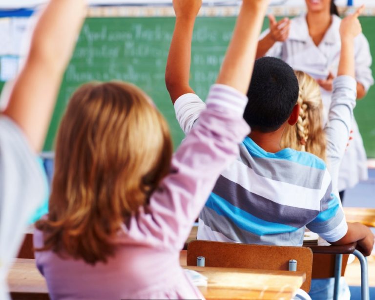 Τhe teacher is the soul of the class