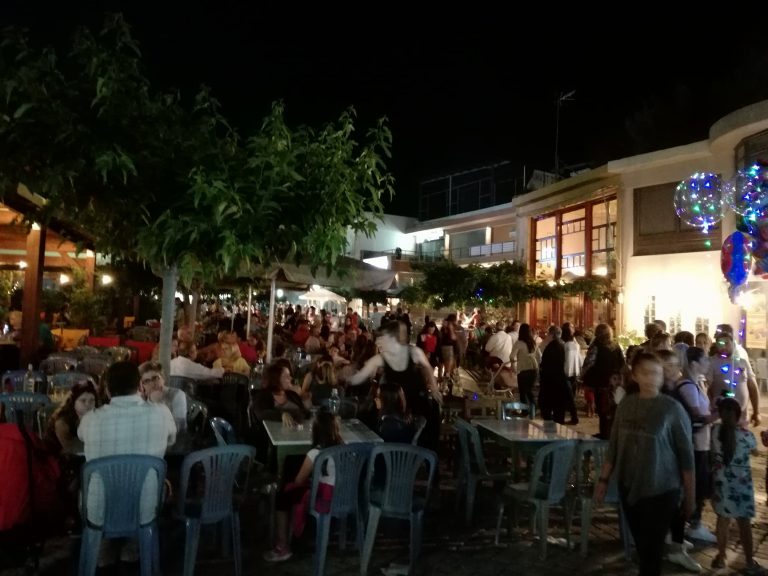 Πήρε… ανάσες η τοπική αγορά από το πανηγύρι (φωτό)