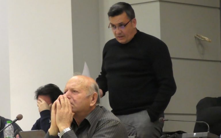 Αβράμης: «Είναι ψευδές ότι θέλετε να κλείσετε τη χωματερή»
