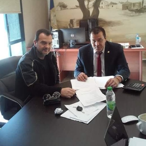 Θωρακίζεται με αυτόματους εξωτερικούς απινιδωτές μέσα στο 2019 ο Δήμος Φυλής