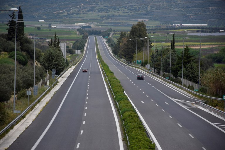 Πάσχα με λίγες παραβάσεις – Ελάχιστες ήταν οι καταγγελίες για συγκεντρώσεις υπεράριθμων