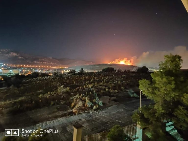 Έκτακτο μήνυμα από το 112 για τη φωτιά στη Χωματερή!