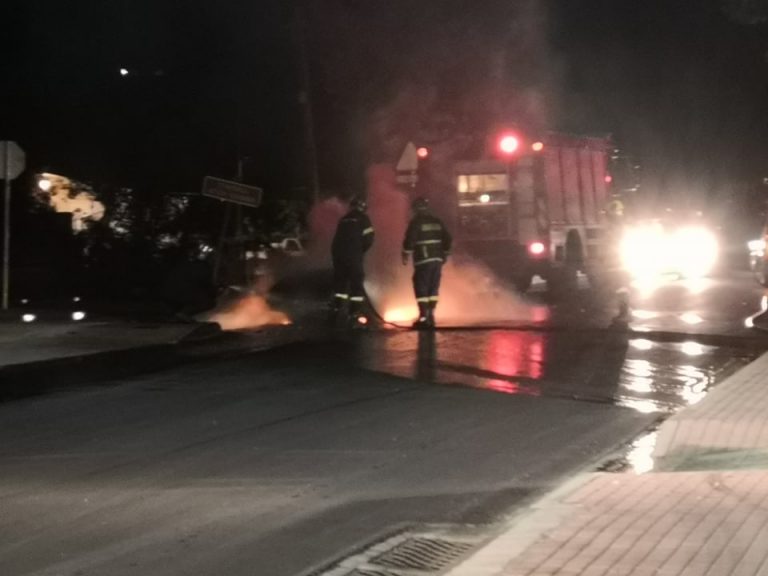 Άνω Λιόσια – Φωτιά σε Ι.Χ. στη λεωφόρο Φυλής (video)
