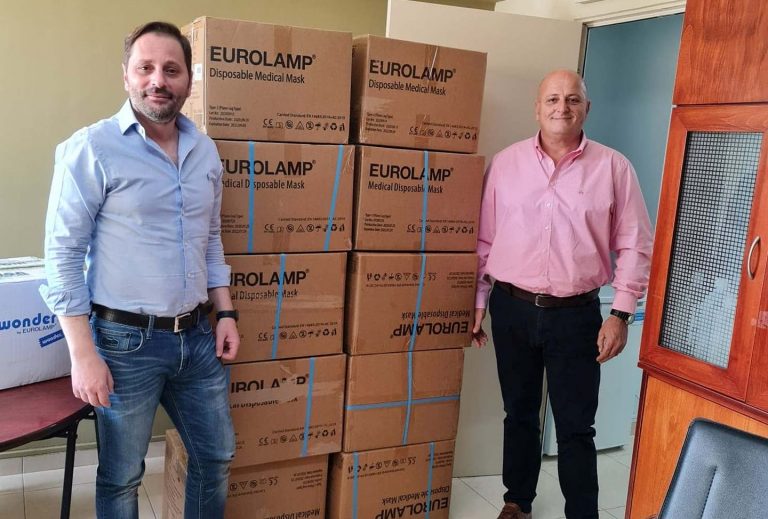 Δωρεά 20.000 μασκών για τους μαθητές νηπιαγωγείων και δημοτικών σχολείων