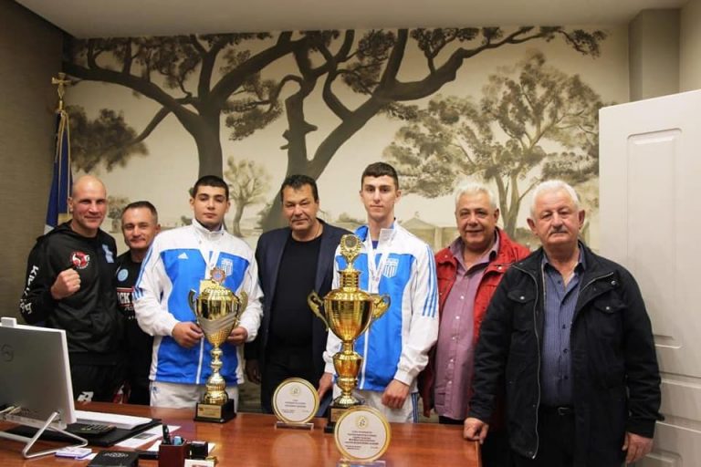 Τίμησε τους πρωταθλητές Ευρώπης Σάββα Καγκελίδη και Αλέξανδρο Λαζαρίδη ο Δήμαρχος Φυλής Χρήστος Παππούς