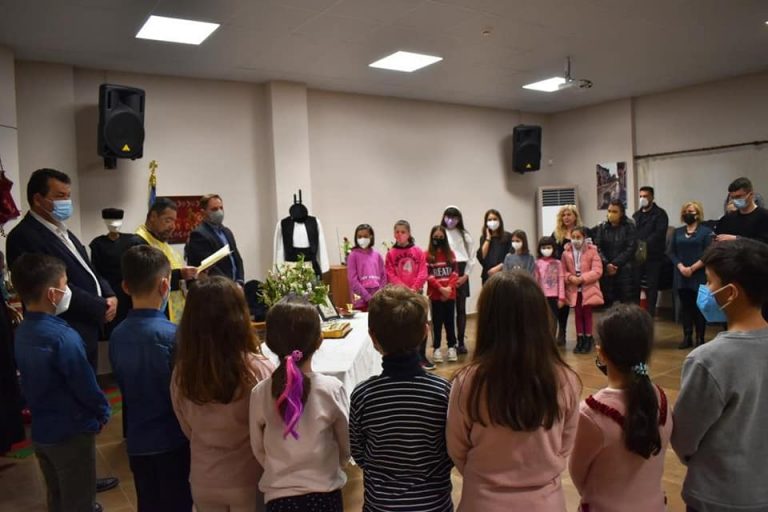 Με την ευχή οι Ηπειρώτες Άνω Λιοσίων να ξαναγεμίσουν με χορούς τα γήπεδα  η βασιλόπιτα του ιστορικού Συλλόγου