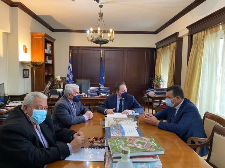 Τρία νέα έργα απέφερε η συνάντηση  του Δημάρχου Φυλής Χρήστου Παππού με τον Αν. Υπουργό Εσωτερικών Στέλιο Πέτσα