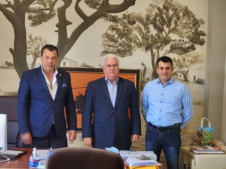 Συνάντηση Εργασίας Δημάρχου Φυλής με τους Προέδρους του Βιοτεχνικού Επιμελητηρίου Αθηνών και του Βιοτεχνικού Πάρκου Φυλής