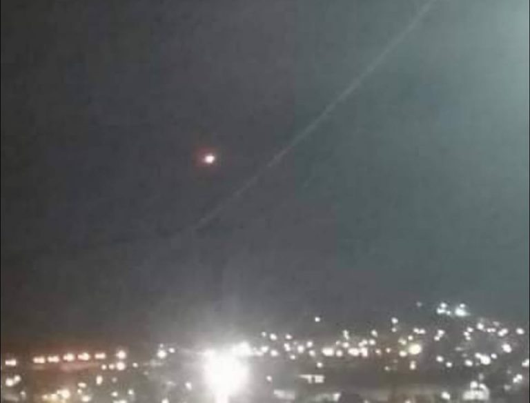Φωτιά στον Άγιο Κυπριανό στη Χασιά και στο Πανόραμα των Άνω Λιοσίων εξαιτίας των αστραπών