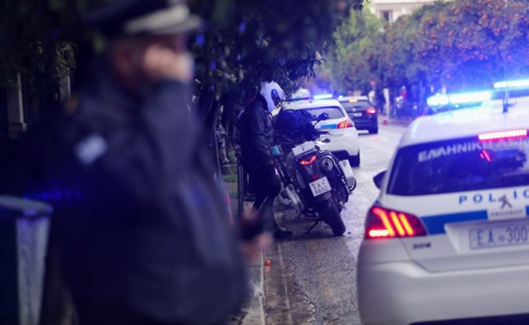 Άνω Λιόσια – Σύλληψη 15χρονου για άγρια επίθεση σε συνομήλικους στην πλατεία Δημαρχείου!