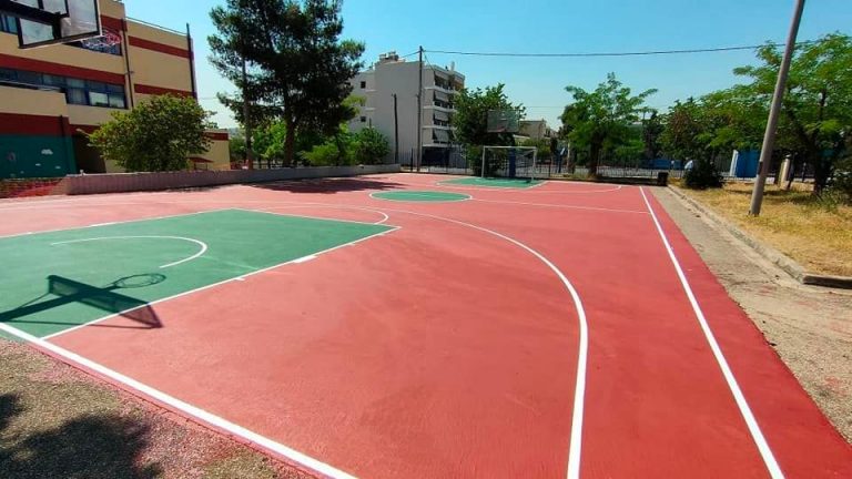 Νέα σχολικά γήπεδα μπάσκετ, ποδοσφαίρου και τένις παρέδωσε ο Δήμος Φυλής