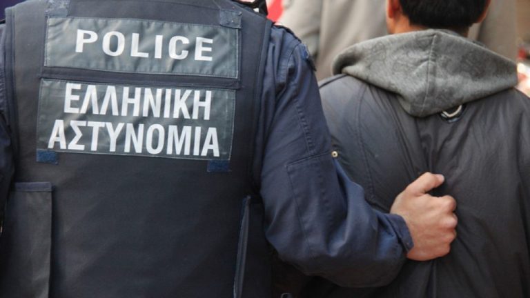Στο τμήμα προπονητής ιδιωτικού εκπαιδευτηρίου στα Άνω Λιόσια – Τον κατήγγειλε 17χρονος παίκτης για εξύβριση