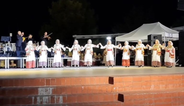 Κέφι, χορός και τραγούδι στο Αρβανίτικο γλέντι της «Γρίζας» (video)