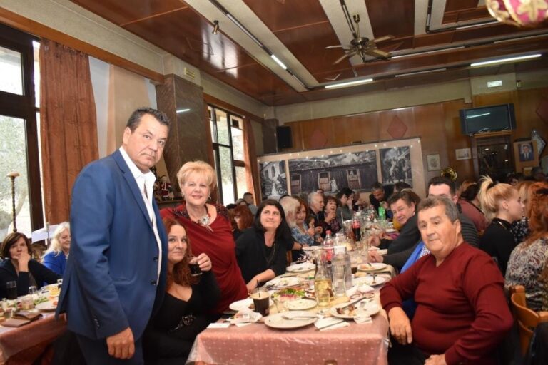 Δήμαρχος Φυλής Χρήστος Παππούς: Οι εργαζόμενοι είναι οι συνεργάτες που πάνε τον τόπο μπροστά