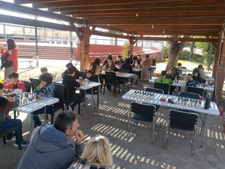 Με μεγάλη επιτυχία το 1ο Τουρνουά Σκακιού Ραπιντ 2024 ” Πάμε Πλατεία” στην “καρδιά” των Άνω Λιοσίων