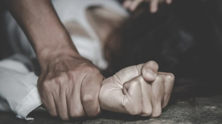Άνω Λιόσια – Νέο περιστατικό ενδοοικογενειακής βίας: Συνελήφθη 38χρονος για βιασμό