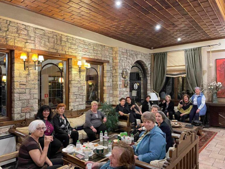 Αξέχαστες στιγμές για τα μέλη των ΚΑΠΗ Φυλής σε μοναδικούς προορισμούς της Θεσσαλίας