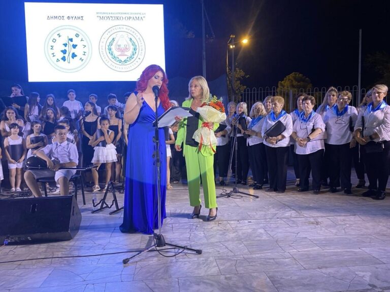 Γέμισε το “Βορεινό” για τις μελωδίες του Μίκη Θεοδωράκη και του Μάνου Χατζιδάκι