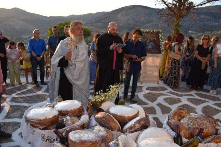 Με τη συμμετοχή δεκάδων πιστών η λιτάνευση της εικόνας του Προφήτη Ηλία στη Χασιά