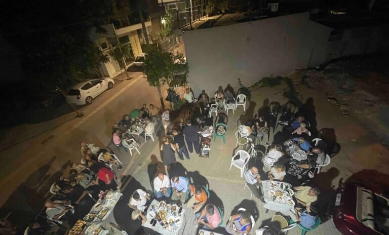 Με παραδοσιακό γλέντι ολοκληρώθηκαν τα μαθήματα Αρβανίτικης Παράδοσης της ΓΡΙΖΑΣ