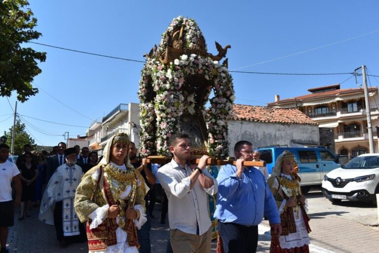 Λαμπρός εορτασμός της Κοιμήσεως Θεοτόκου Φυλής