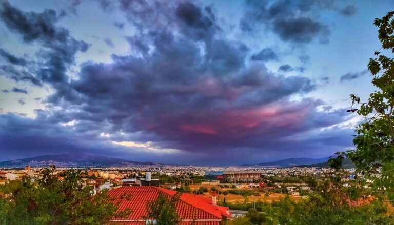 Meteoliosia – Ηλιοφάνεια με διάσπαρτες νεφώσεις αύριο Πέμπτη 19/12
