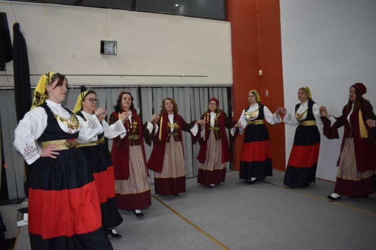 Επετειακή εκδήλωση για το 1821 οργάνωσε ο σύλλογος Πελοποννησίων Ζεφυρίου