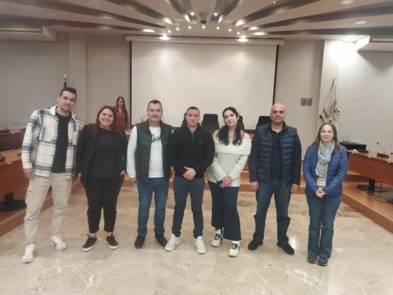 Μαθητές του 3ου Γενικού Λυκείου στα έδρανα του Τοπικού Συμβουλίου Άνω Λιοσίων