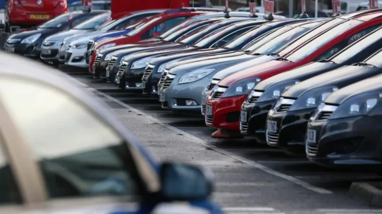Ζεφύρι: Στα χέρια της ΕΛ ΑΣ. 66χρονος έμπορος – Εξαπατούσε αγοραστές αυτοκινήτων με δήθεν εισαγωγές