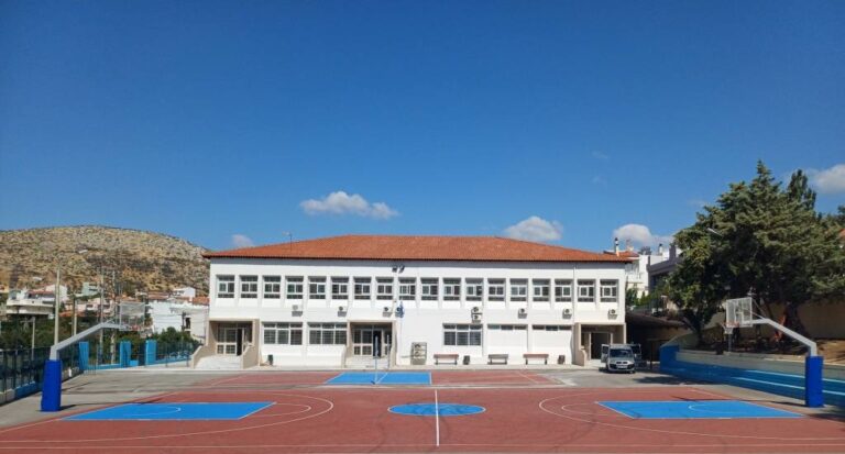 Ριζικά ανακαινίστηκαν τρία σχολεία του Δήμου Φυλής με το πρόγραμμα Μαριέττα Γιαννάκου – Ακολουθούν άλλα τρία