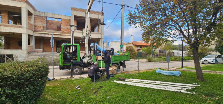 Σημαντικό έργο ενάντια στη λειψυδρία στον Δήμο Φυλής – Με γεωτρήσεις θα ποτίζονται οκτώ Πλατείες στα Άνω Λιόσια