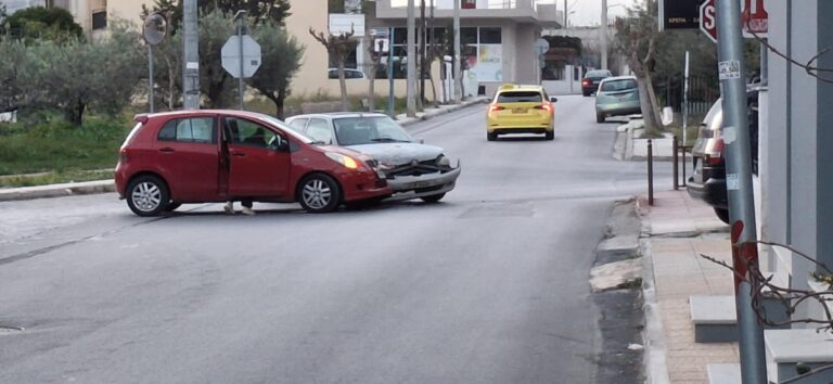 Άνω Λιόσια – Ακόμα ένα τρακάρισμα στη συμβολή της Εργατικής Πρωτομαγιάς και Πάρνηθος