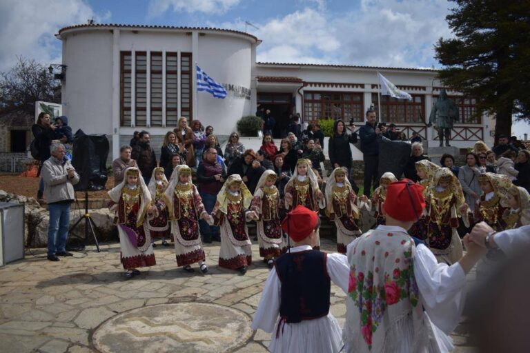 Oι εκδηλώσεις για την επέτειο της 25ης Μαρτίου στη Δημοτική Κοινότητα Φυλής