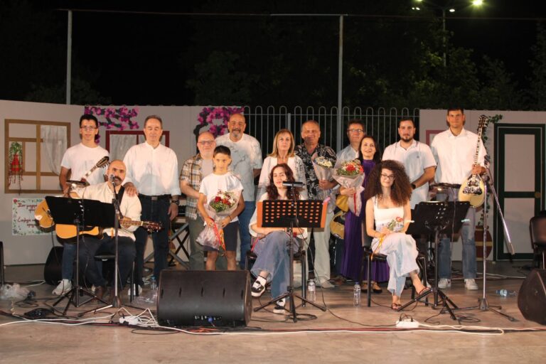 Μαγευτική βραδιά ρεμπέτικου τραγουδιού από το ΔΗΜΟΤΙΚΟ ΩΔΕΙΟ ΦΥΛΗΣ στο Ανοιχτό Θέατρο «Βορεινό»