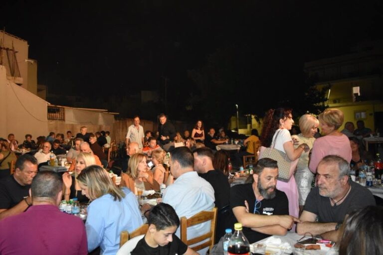 Με χορούς, ψήσιμο και… πολύ κέφι ολοκλήρωσε τη χρονιά η «Γρίζα»