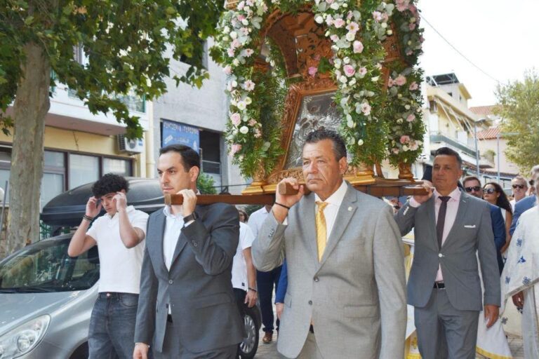 Λαμπρός εορτασμός της Παναγίας στη Φυλή