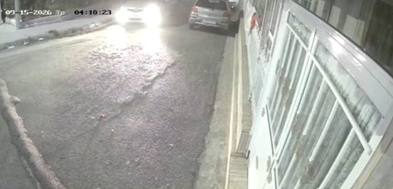 Ζεφύρι – Άγνωστος άνοιξε πυρ σε σπίτι και αυτοκίνητο: βίντεο ντοκουμέντο από τους πυροβολισμούς